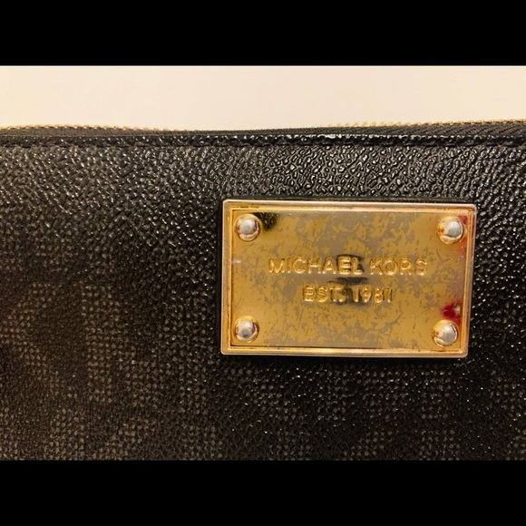 MK wallet 2 for 20$🖤 - Picture 8 of 8